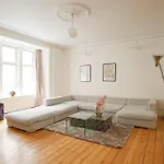Large & Bright 3br W Whirlpool Near Metro * Copenhagen