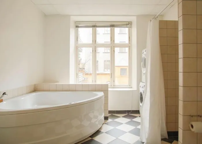 Large & Bright 3br W Whirlpool Near Metro Appartamento Copenaghen