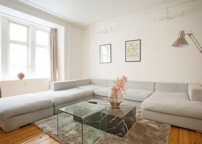 Large & Bright 3br W Whirlpool Near Metro Appartamento Copenaghen