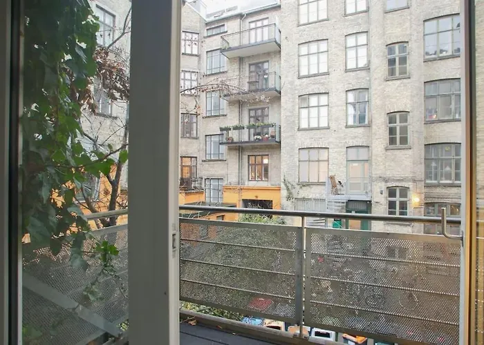 Appartamento Large & Bright 3br W Whirlpool Near Metro Copenaghen